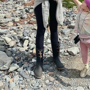 Kamik Abigail Women's Black and Brown Winter Boots